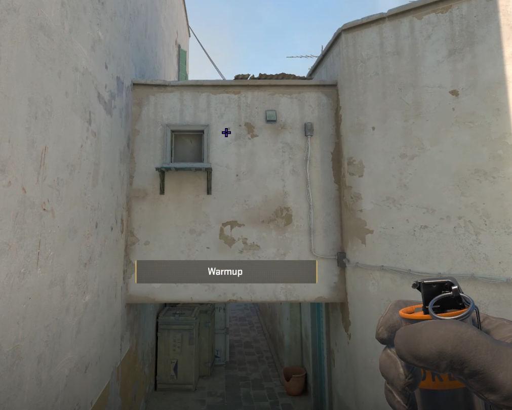 Dust 2 Mid Door Smoke